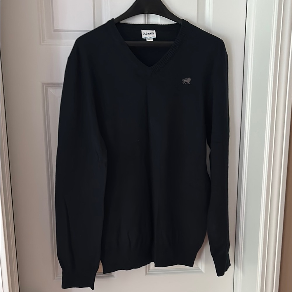 Old Navy V-Neck Navy Blue Sweater Classic Knit Design